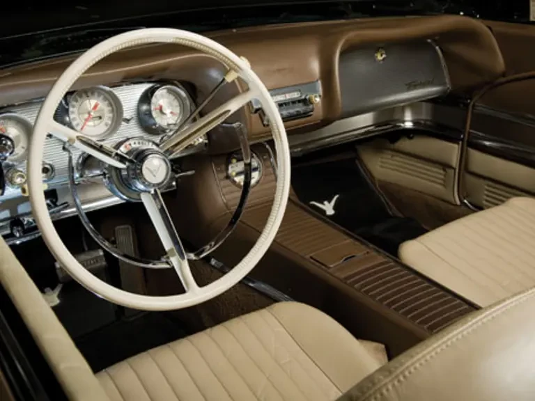 1960 Ford Thunderbird 2nd Gen - Image 10 of 13