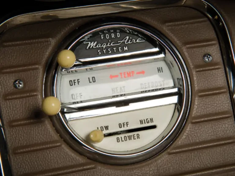 1960 Ford Thunderbird 2nd Gen - Image 5 of 13