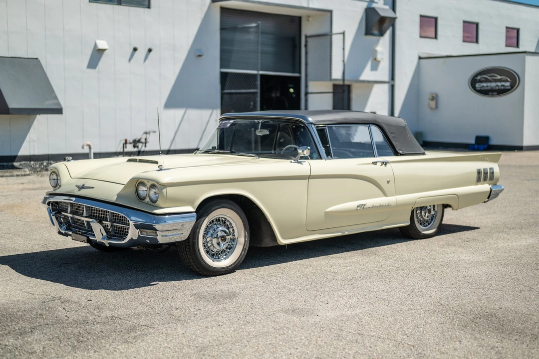 1960 Ford Thunderbird 2nd Gen - Image 12 of 31