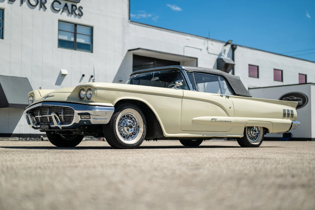 1960 Ford Thunderbird 2nd Gen - Image 13 of 31