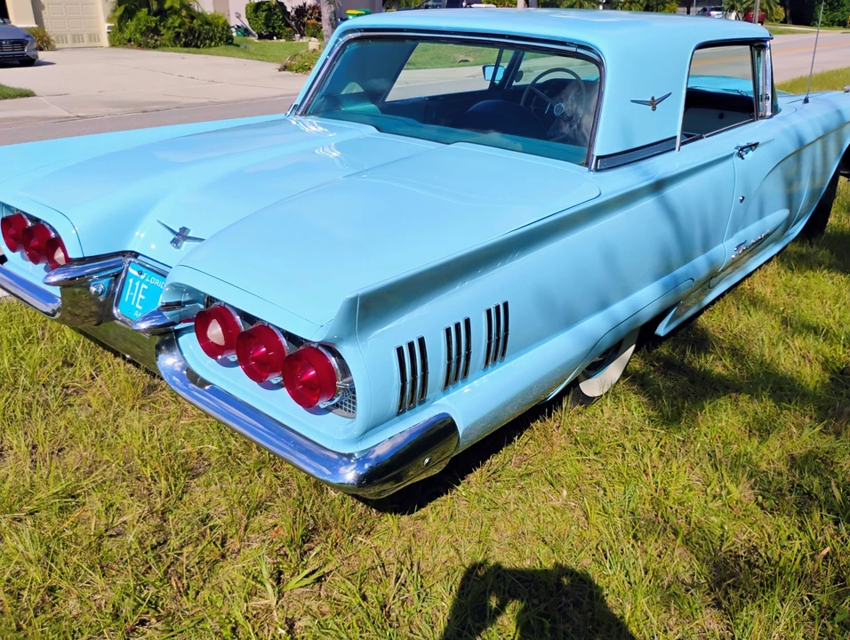 1960 Ford Thunderbird 2nd Gen - Image 12 of 31