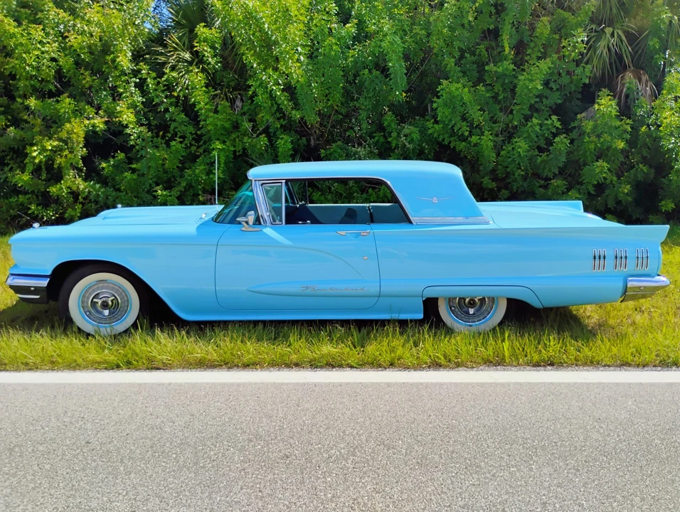1960 Ford Thunderbird 2nd Gen - Image 9 of 31
