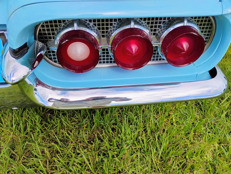 1960 Ford Thunderbird 2nd Gen - Image 18 of 31
