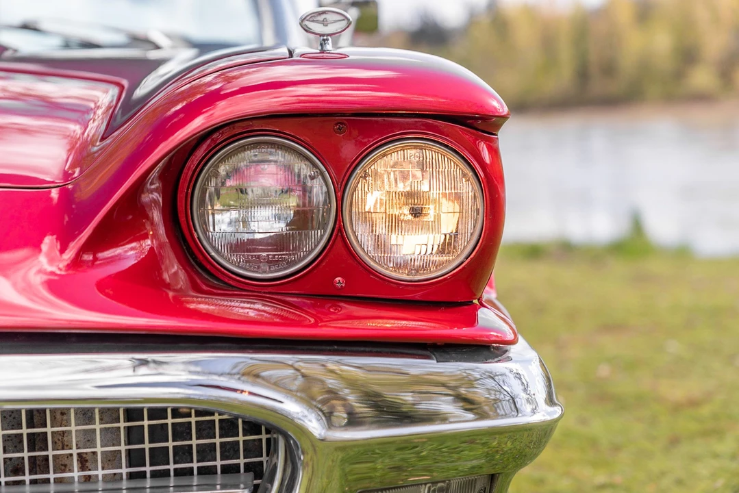 1960 Ford Thunderbird 2nd Gen - Image 22 of 31