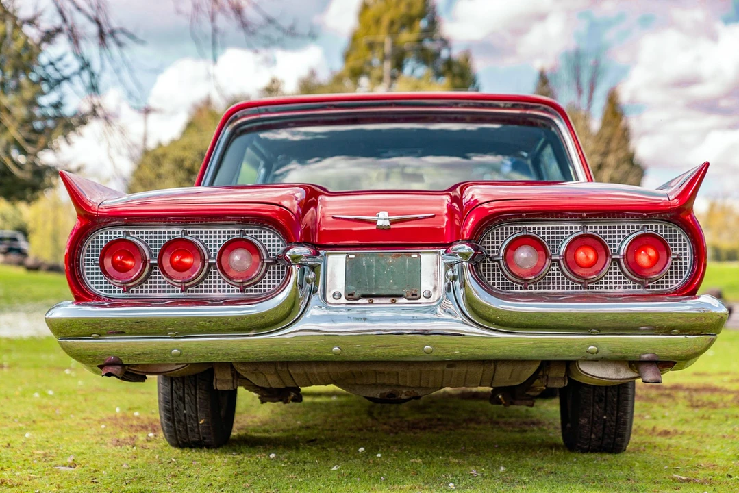 1960 Ford Thunderbird 2nd Gen - Image 23 of 31