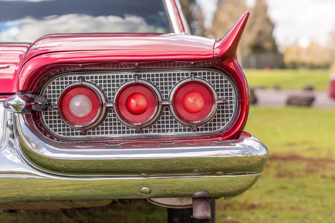 1960 Ford Thunderbird 2nd Gen - Image 25 of 31