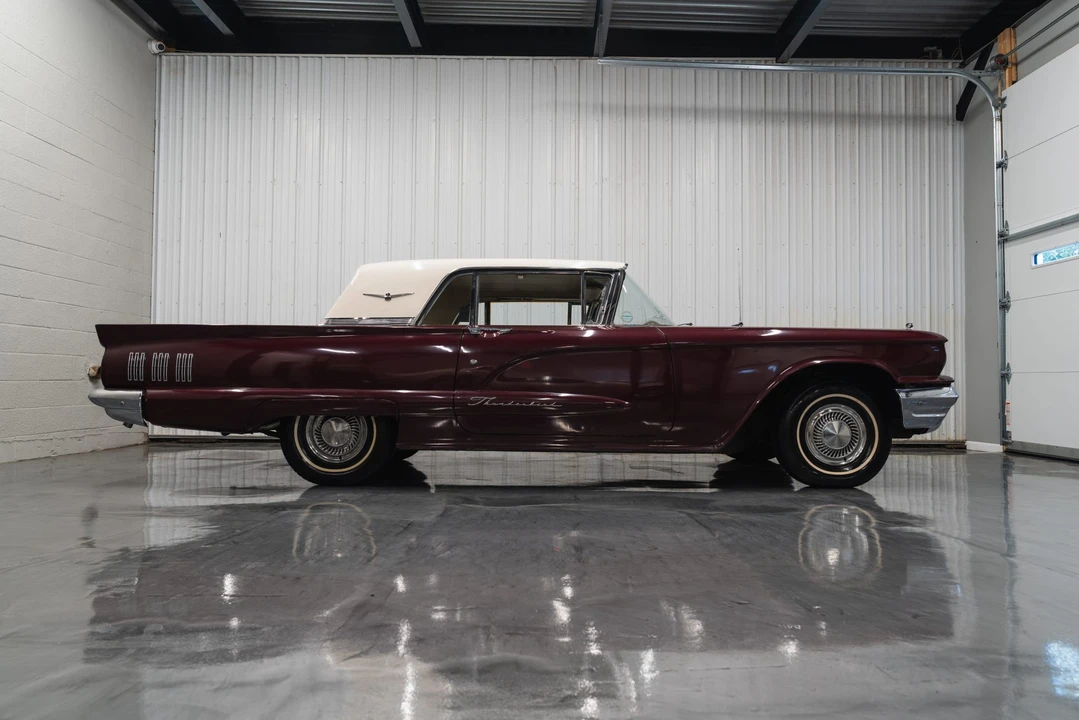 1960 Ford Thunderbird 2nd Gen - Image 15 of 31