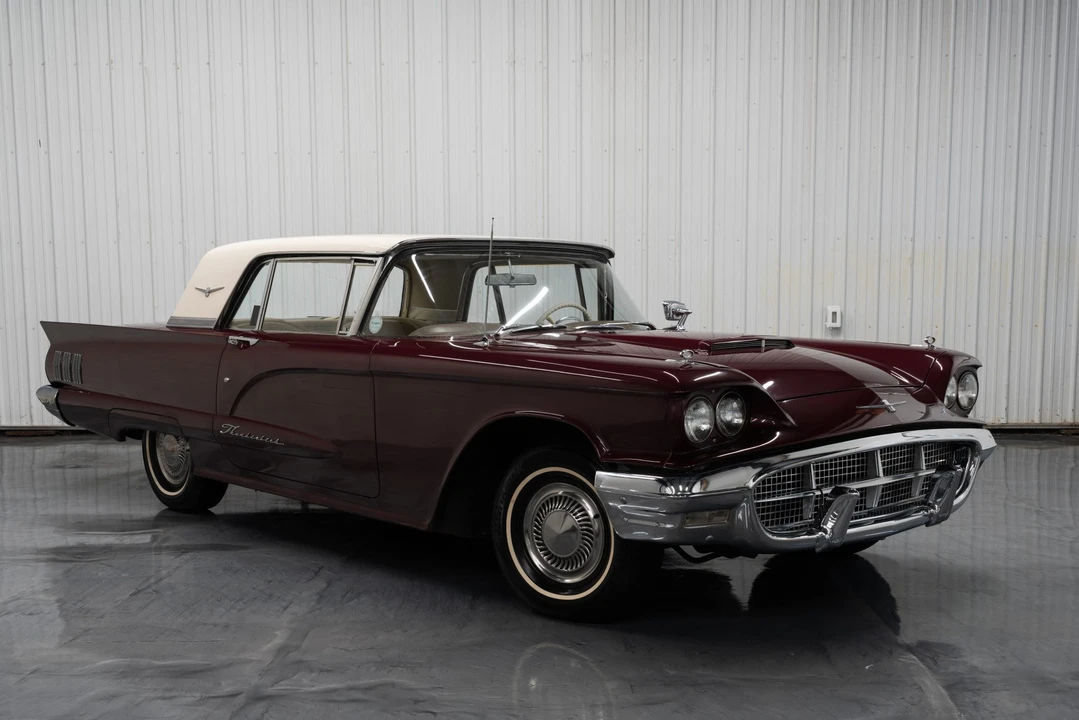 1960 Ford Thunderbird 2nd Gen - Image 12 of 31