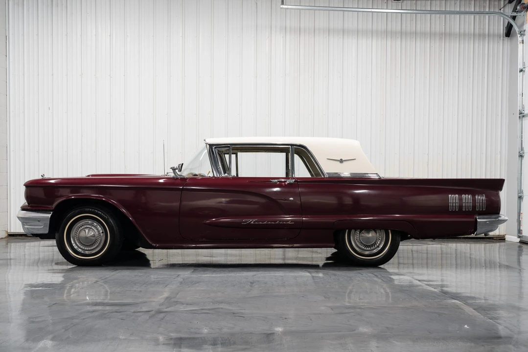 1960 Ford Thunderbird 2nd Gen - Image 28 of 31
