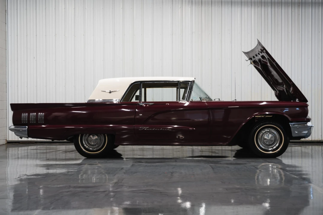 1960 Ford Thunderbird 2nd Gen - Image 30 of 31
