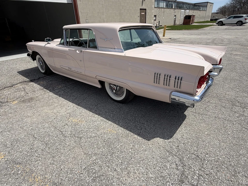 1960 Ford Thunderbird 2nd Gen - Image 27 of 31