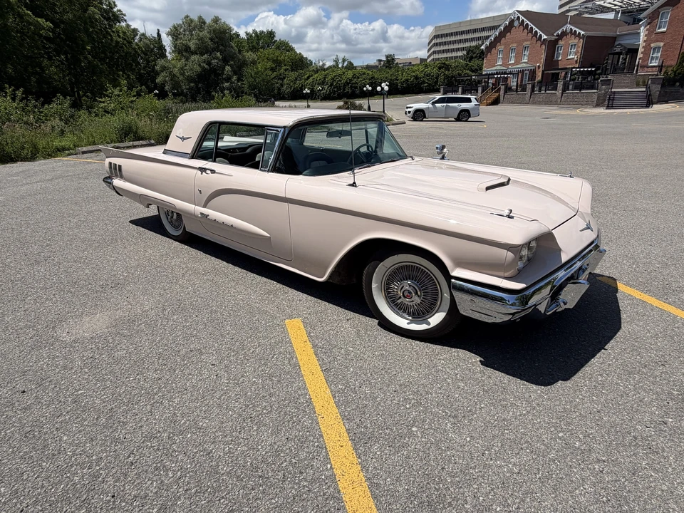 1960 Ford Thunderbird 2nd Gen - Image 15 of 31