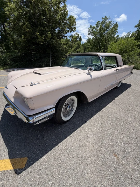 1960 Ford Thunderbird 2nd Gen - Image 2 of 31
