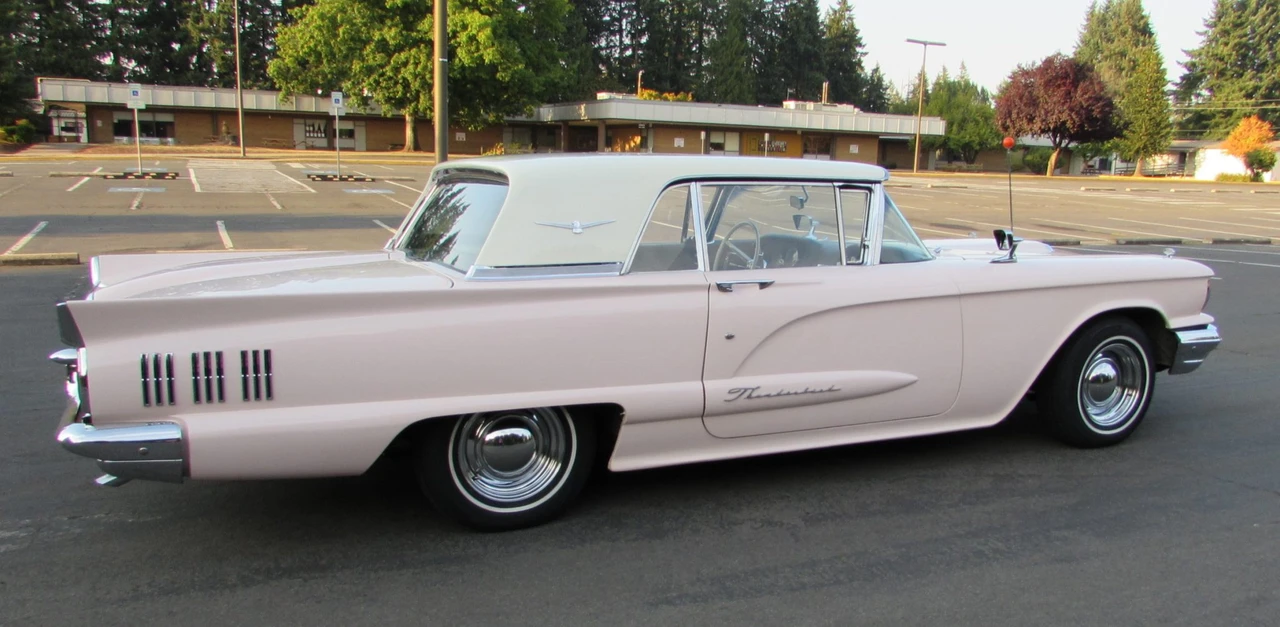 1960 Ford Thunderbird 2nd Gen - Image 26 of 31