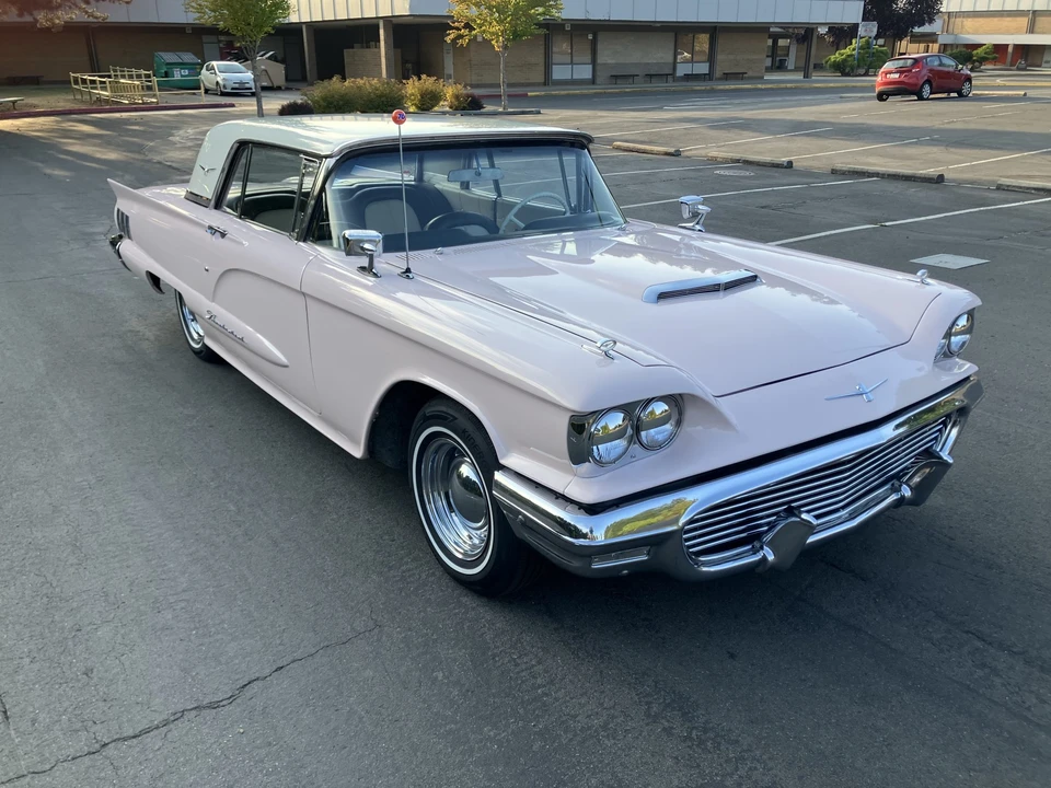 1960 Ford Thunderbird 2nd Gen - Image 28 of 31