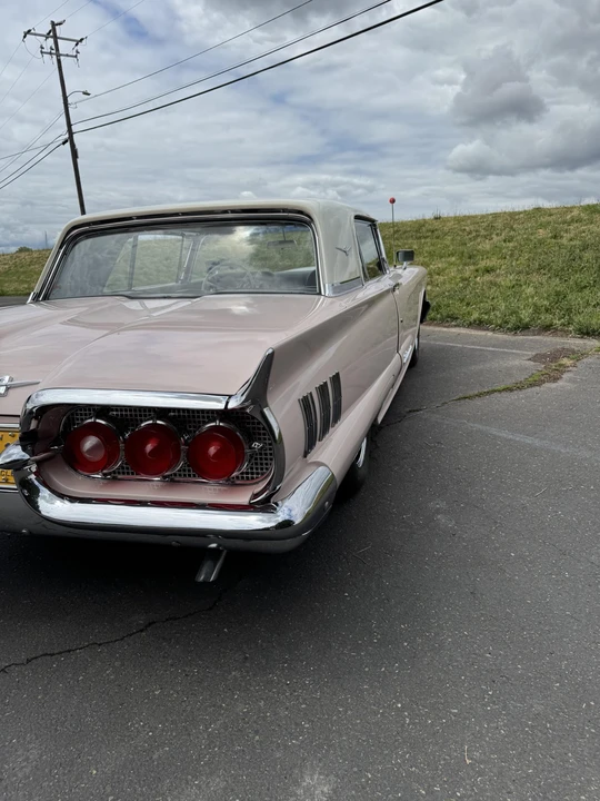 1960 Ford Thunderbird 2nd Gen - Image 26 of 31