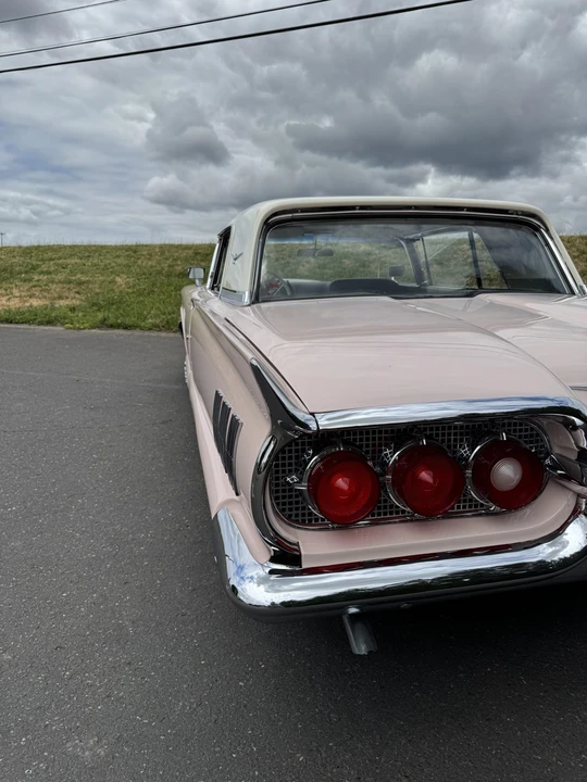 1960 Ford Thunderbird 2nd Gen - Image 27 of 31