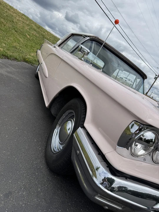 1960 Ford Thunderbird 2nd Gen - Image 22 of 31