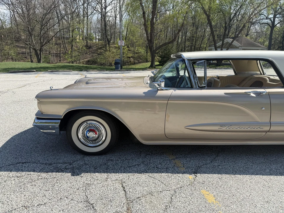 1960 Ford Thunderbird 2nd Gen - Image 19 of 31