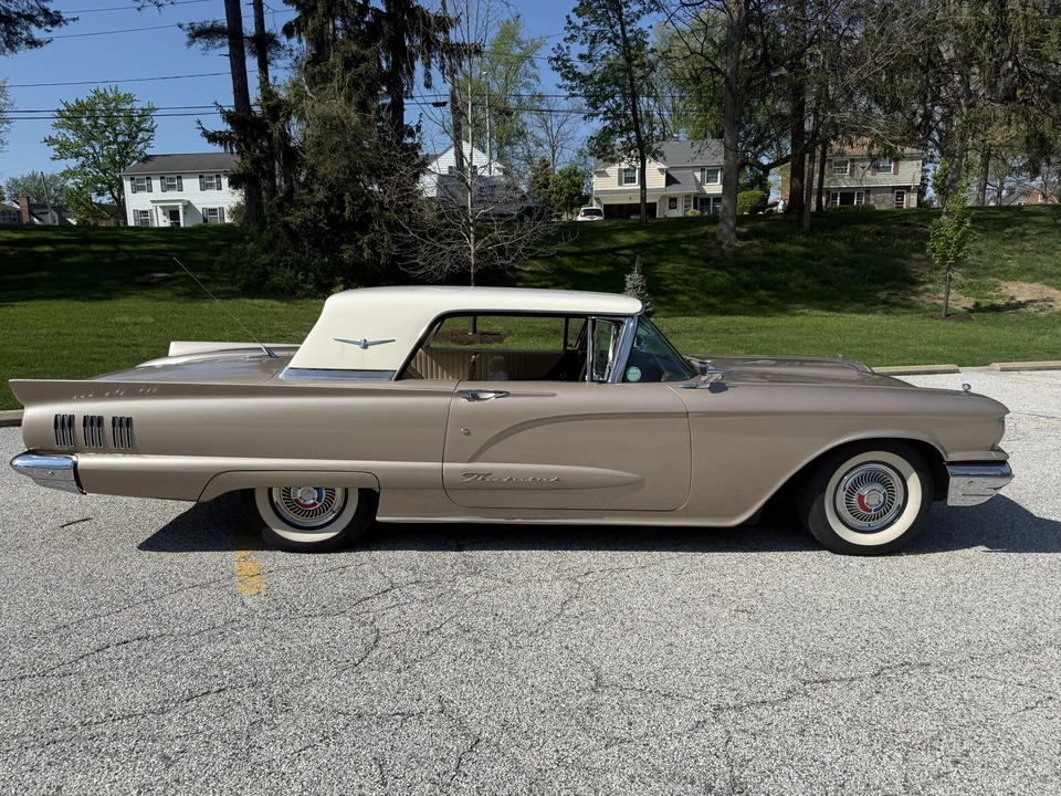 1960 Ford Thunderbird 2nd Gen - Image 12 of 31