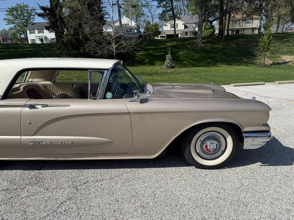 1960 Ford Thunderbird 2nd Gen - Image 24 of 31