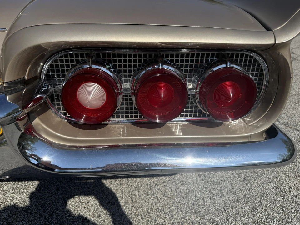 1960 Ford Thunderbird 2nd Gen - Image 23 of 31