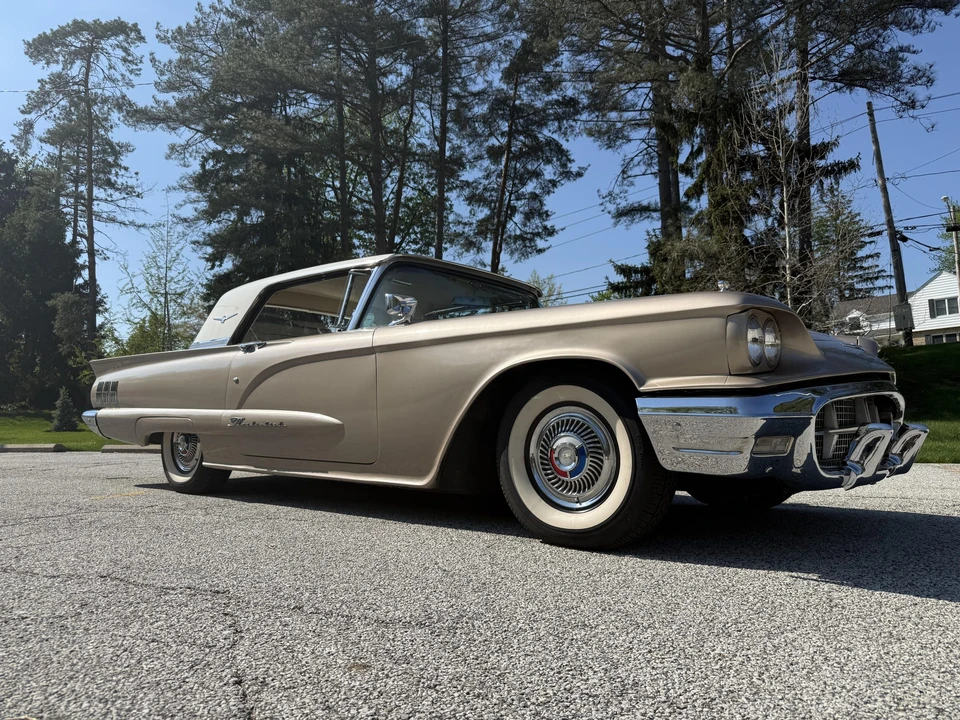 1960 Ford Thunderbird 2nd Gen - Image 10 of 31