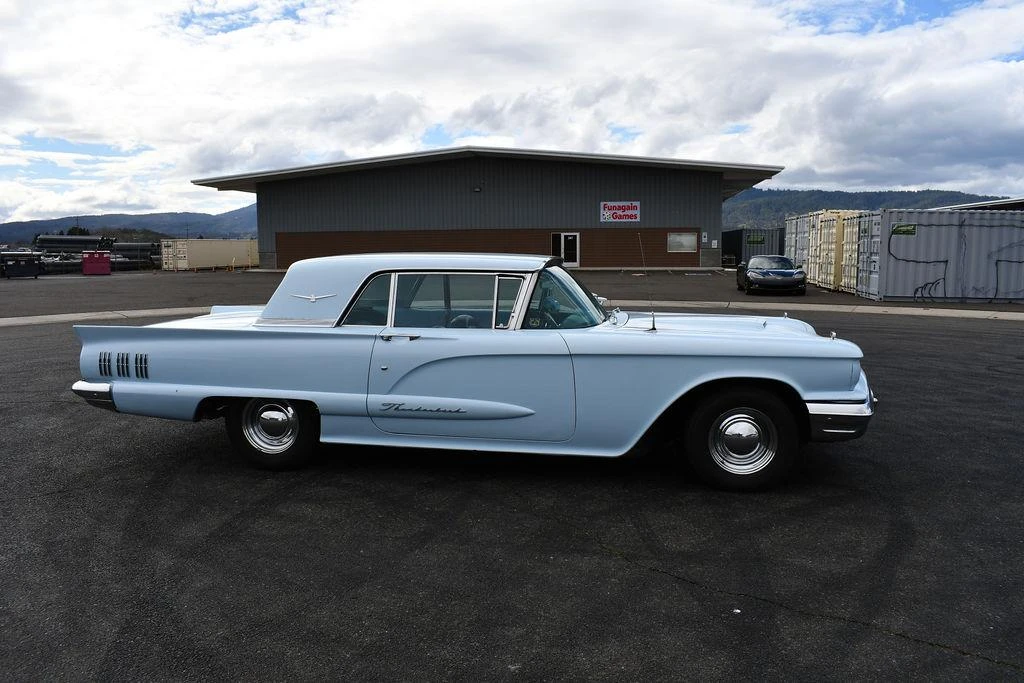 1960 Ford Thunderbird 2nd Gen - Image 17 of 31