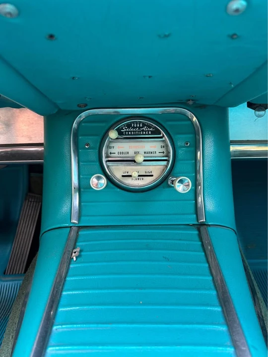 1960 Ford Thunderbird 2nd Gen - Image 12 of 14