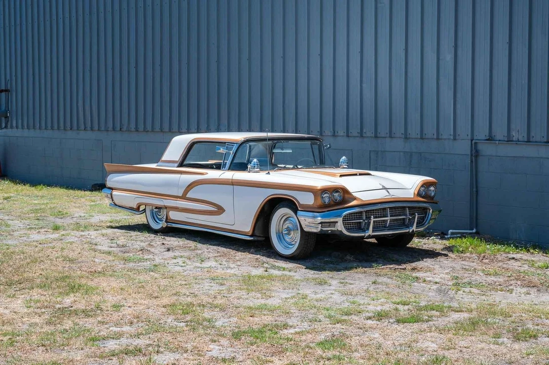 1960 Ford Thunderbird 2nd Gen - Image 9 of 21