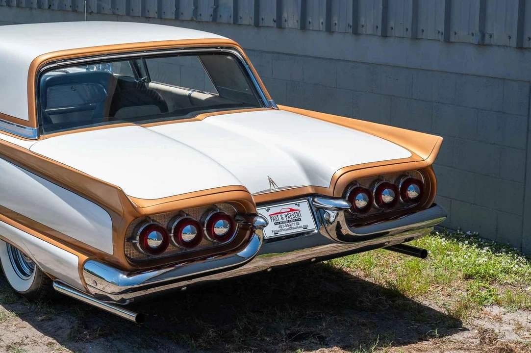 1960 Ford Thunderbird 2nd Gen - Image 19 of 21