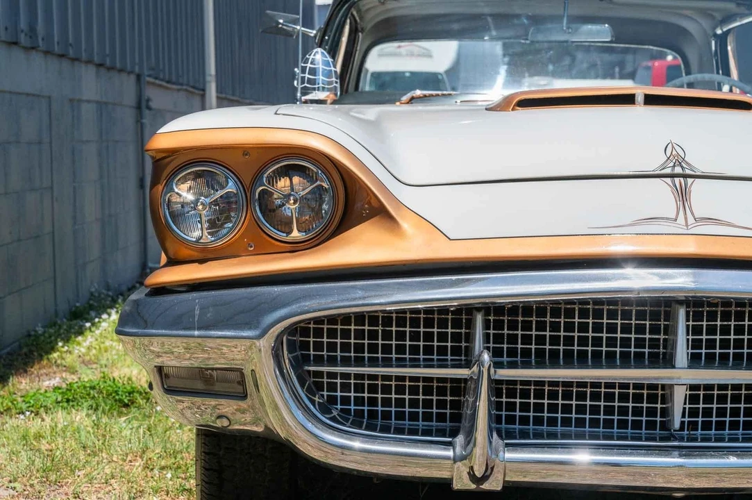 1960 Ford Thunderbird 2nd Gen - Image 28 of 31