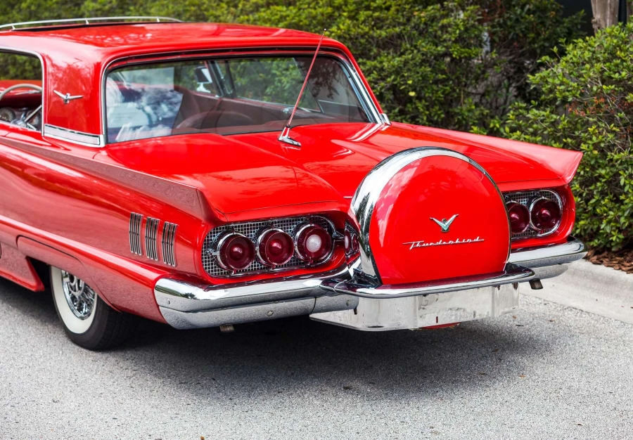 1960 Ford Thunderbird 2nd Gen - Image 11 of 12