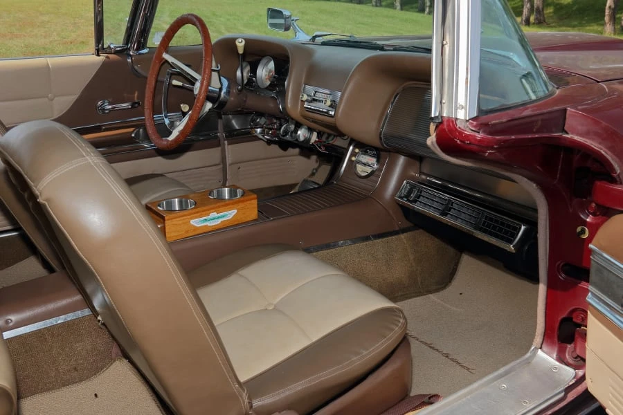 1960 Ford Thunderbird 2nd Gen - Image 14 of 24