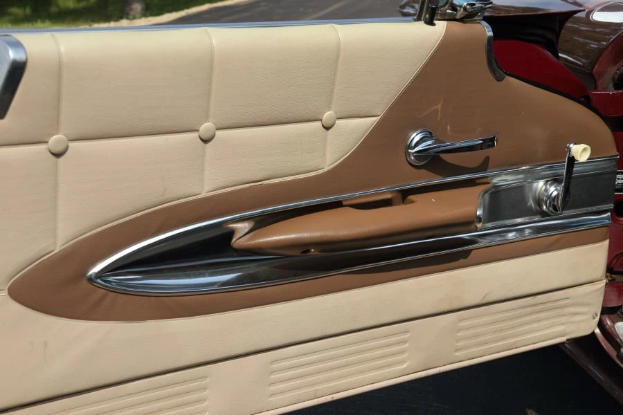 1960 Ford Thunderbird 2nd Gen - Image 16 of 24