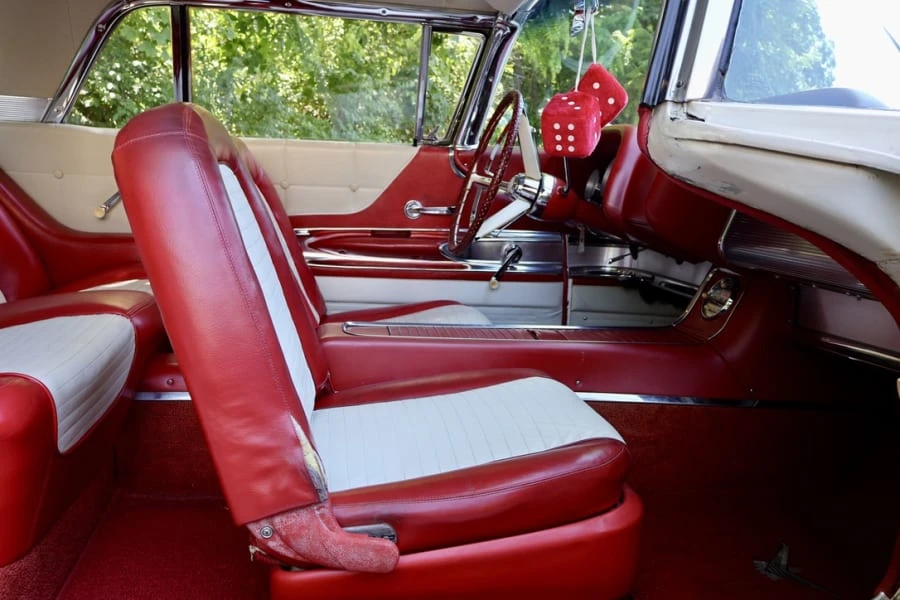 1960 Ford Thunderbird 2nd Gen - Image 17 of 22