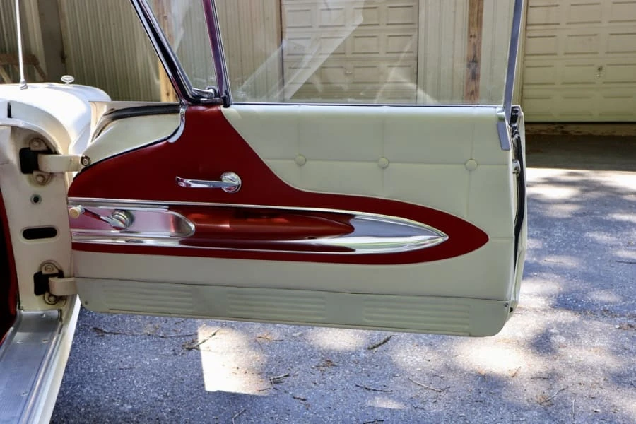 1960 Ford Thunderbird 2nd Gen - Image 16 of 22