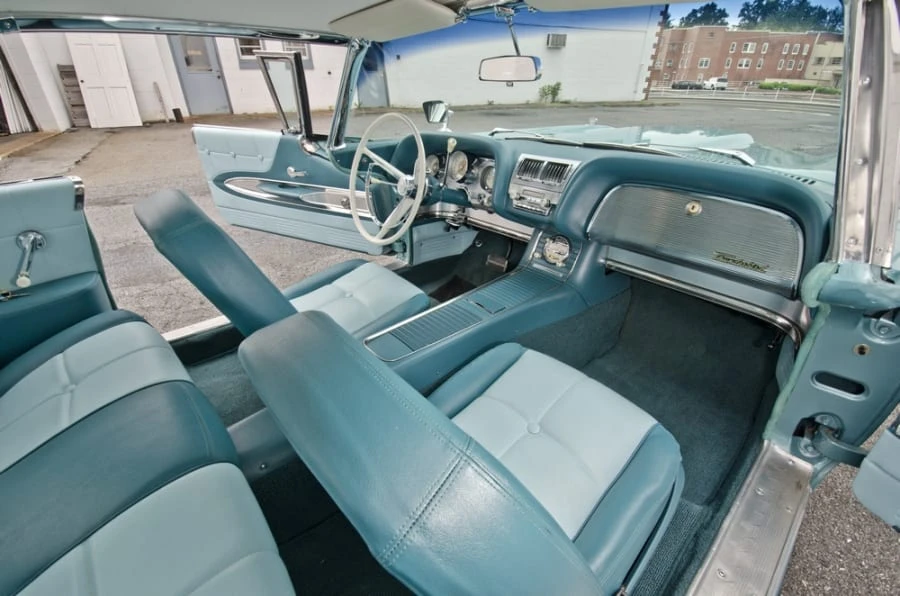 1960 Ford Thunderbird 2nd Gen - Image 4 of 12
