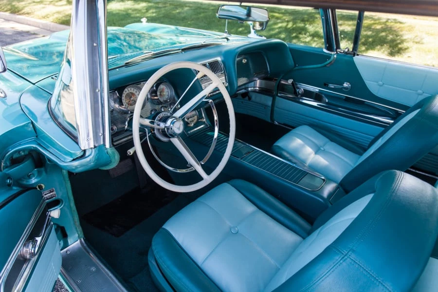 1960 Ford Thunderbird 2nd Gen - Image 4 of 12