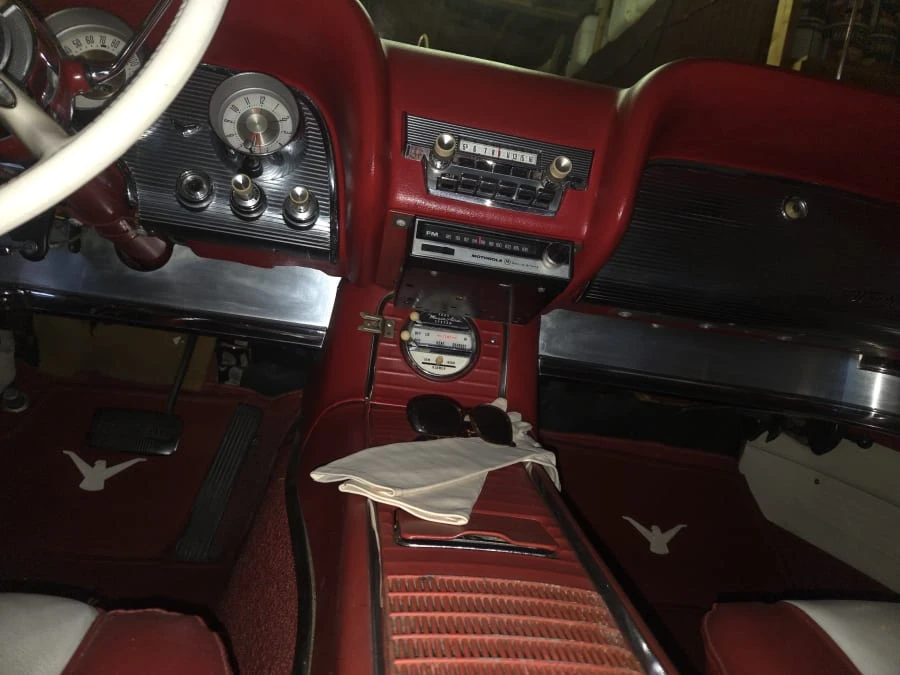 1960 Ford Thunderbird 2nd Gen - Image 11 of 25