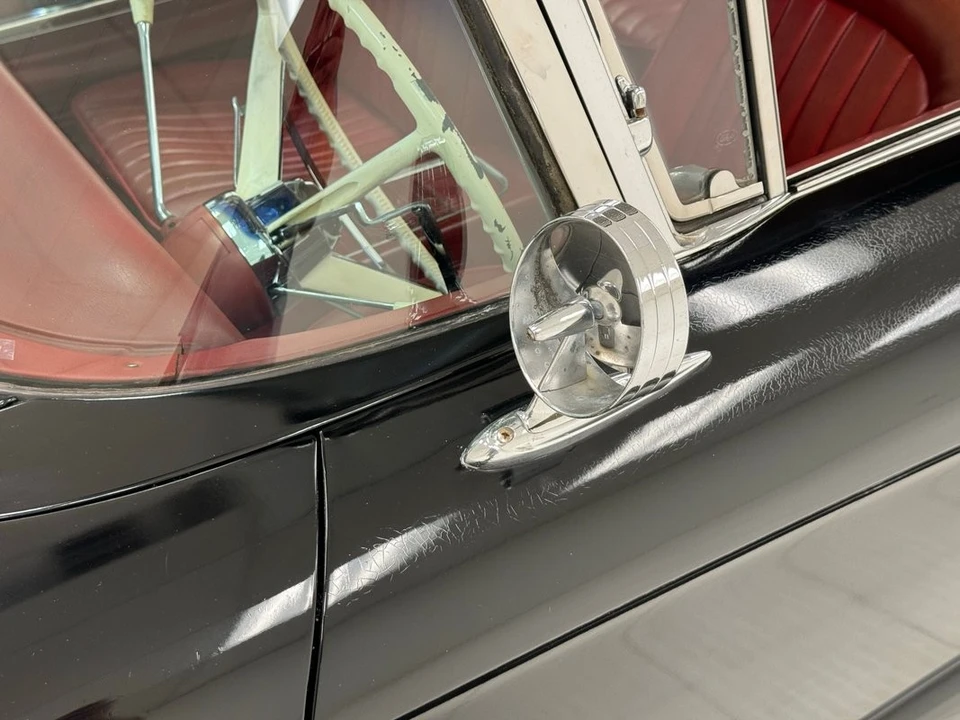 1960 Ford Thunderbird 2nd Gen - Image 15 of 31