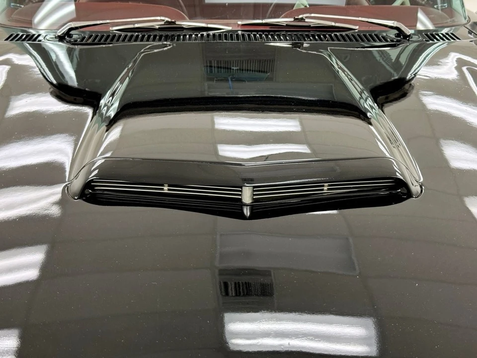 1960 Ford Thunderbird 2nd Gen - Image 11 of 31