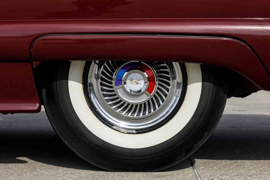 1960 Ford Thunderbird 2nd Gen - Image 24 of 31