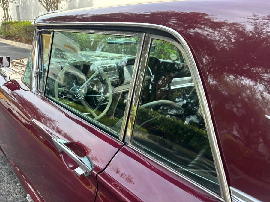 1960 Ford Thunderbird 2nd Gen - Image 29 of 31