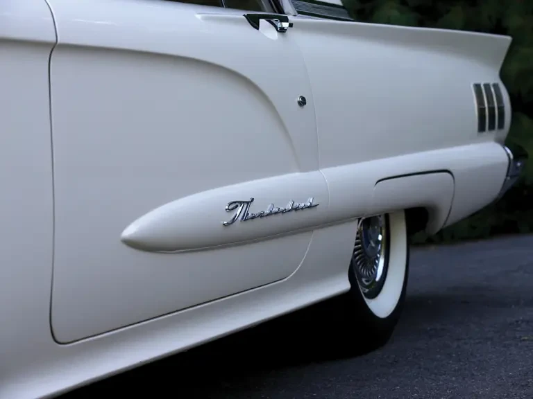 1960 Ford Thunderbird 2nd Gen - Image 10 of 22