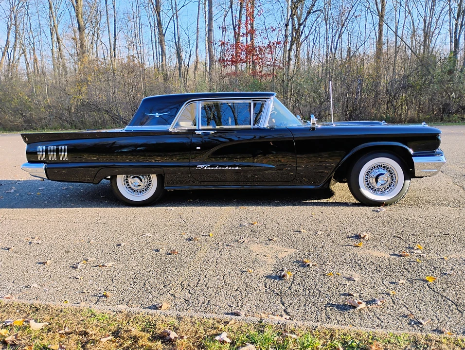 1960 Ford Thunderbird 2nd Gen - Image 4 of 31
