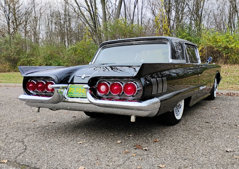 1960 Ford Thunderbird 2nd Gen - Image 7 of 31