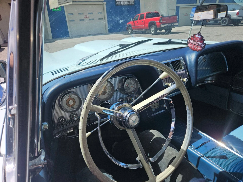 1960 Ford Thunderbird 2nd Gen - Image 15 of 22