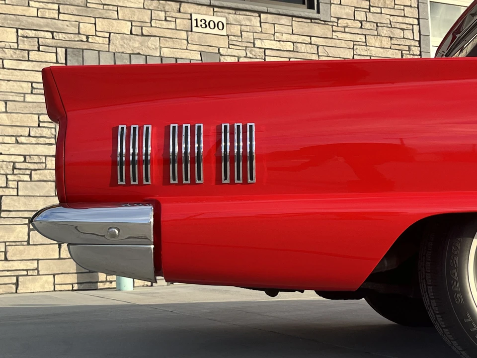 1960 Ford Thunderbird 2nd Gen - Image 22 of 31