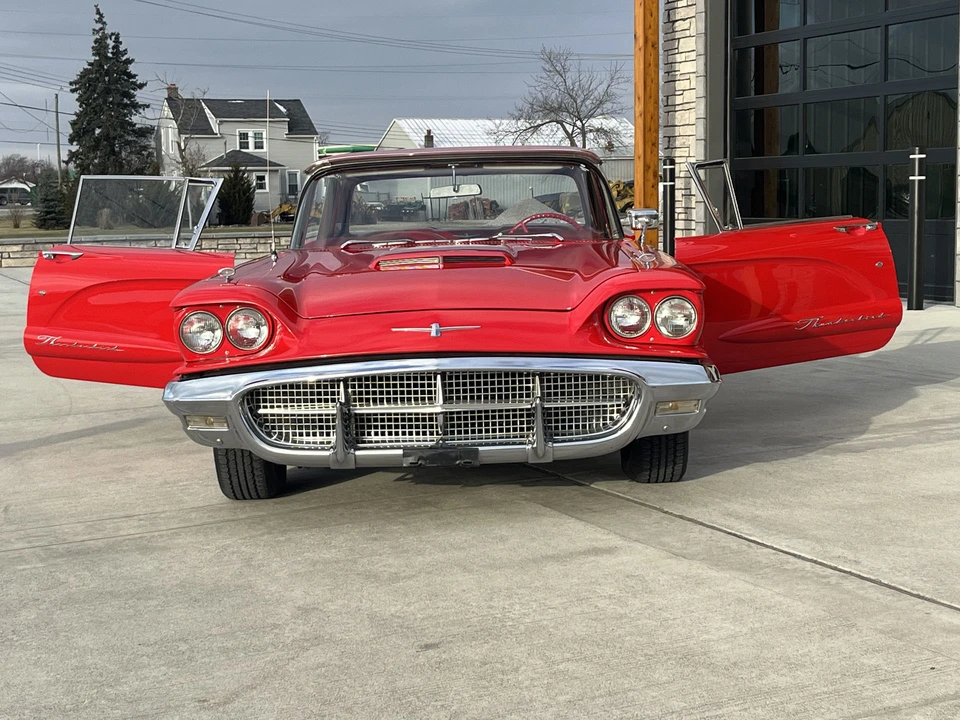 1960 Ford Thunderbird 2nd Gen - Image 15 of 31